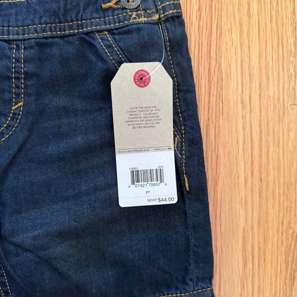 Levi’s Bib Overalls - Picture 9 of 12